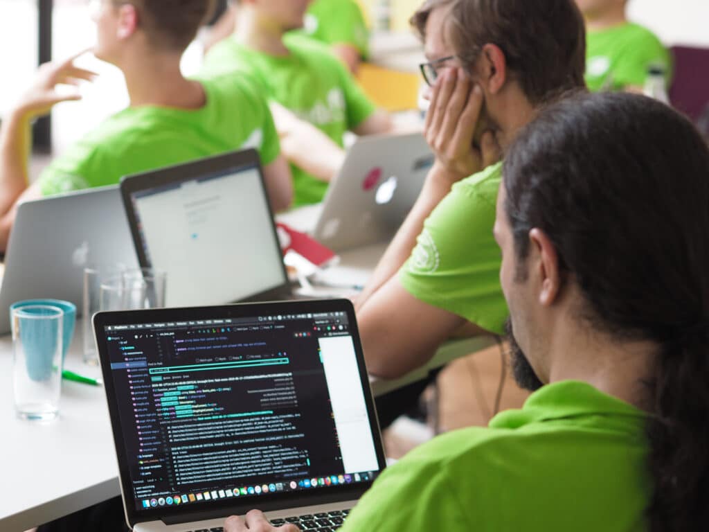 Inpsyde-Experten für WordPress Entwicklung im Workshop