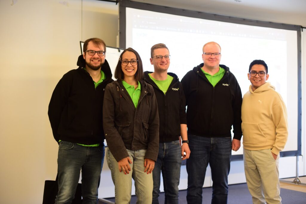 5 employees who gave flash talks